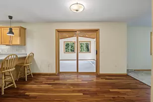 6867 Valiant Dr, Windsor, WI 53598 - Photo 12