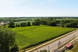 7 71 Ac 17th Ave, Monroe, WI 53566 - Photo 1