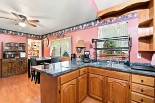 882 Taylor Ln, Stoughton, WI 53589 - Photo 18
