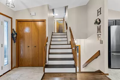 5 Waywood Circle, Madison, WI 53704 - Photo 12