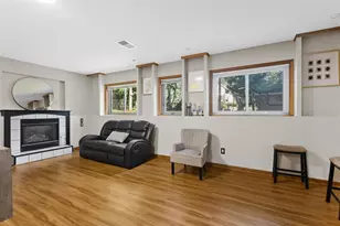 5 Waywood Cir, Madison, WI 53704 - Photo 8