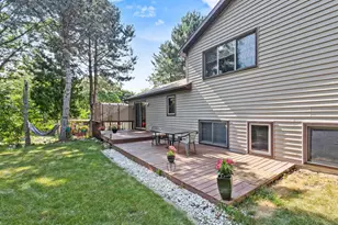 5 Waywood Cir, Madison, WI 53704 - Photo 10