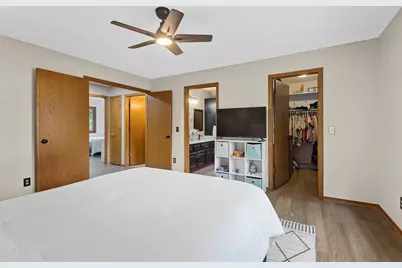 5 Waywood Circle, Madison, WI 53704 - Photo 16
