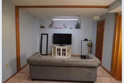 7202 E Valley Ridge Drive, Madison, WI 53719 - Photo 6