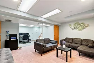 7202 E Valley Ridge Dr, Madison, WI 53719 - Photo 14