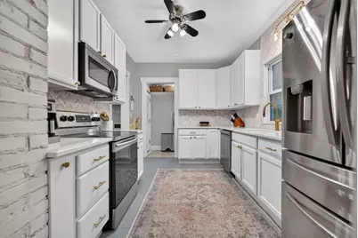 1303 Vilas Avenue, Madison, WI 53715 - Photo 14