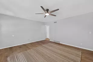 1121 Debra Ln, Madison, WI 53704 - Photo 6