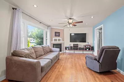 4210 Sunnyside Crescent, Madison, WI 53704 - Photo 6