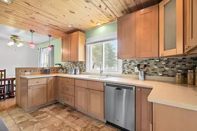 4210 Sunnyside Crescent, Madison, WI 53704 - Photo 14