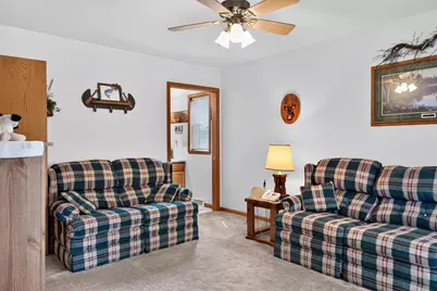 571 N Wisconsin Street, Berlin, WI 54923 - Photo 34