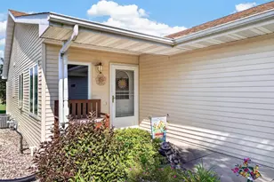 571 N Wisconsin St, Berlin, WI 54923 - Photo 2