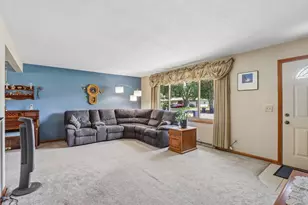 1005 N Sumac Dr, Janesville, WI 53545 - Photo 8