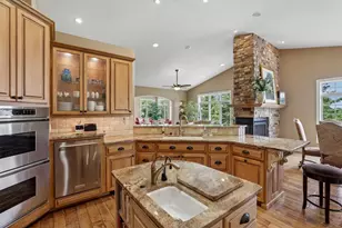 1616 Bellewood Dr, Waunakee, WI 53597 - Photo 18