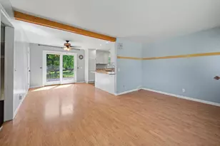 311 Maple Dr, Mount Horeb, WI 53572 - Photo 4