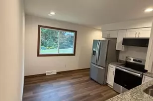 5802 Sauk Ln, Mcfarland, WI 53558 - Photo 14