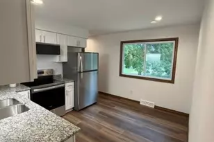 5804 Sauk Ln, Mcfarland, WI 53558 - Photo 8