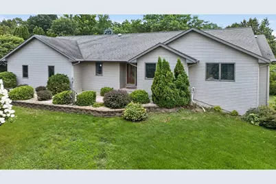 5701 N Ridge View Drive, Janesville, WI 53548 - Photo 2