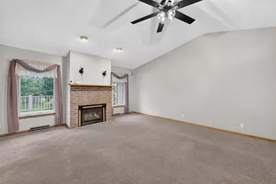 5701 N Ridge View Drive, Janesville, WI 53548 - Photo 4