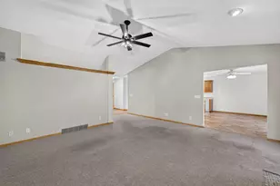 5701 N Ridge View Dr, Janesville, WI 53548 - Photo 6