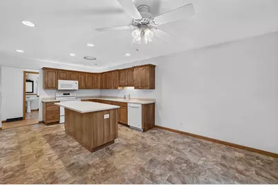 5701 N Ridge View Drive, Janesville, WI 53548 - Photo 14