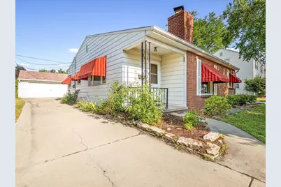 129 N 90th Street, Milwaukee, WI 53226 - Photo 2
