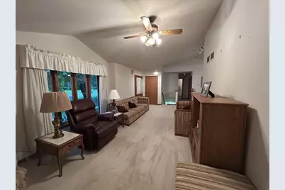 10608 N Hillside Row, Edgerton, WI 53534 - Photo 4