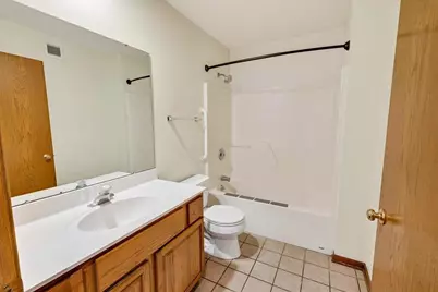 5009 Sycamore Avenue, Madison, WI 53704 - Photo 18