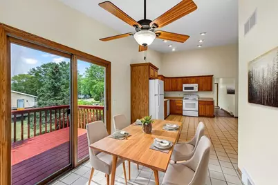 5009 Sycamore Avenue, Madison, WI 53704 - Photo 10