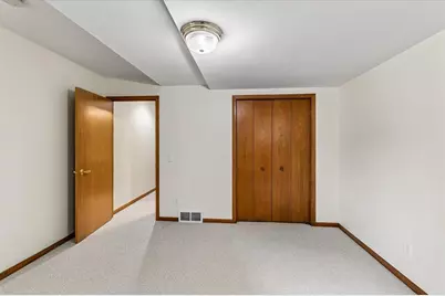 5009 Sycamore Avenue, Madison, WI 53704 - Photo 34