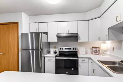 201 Kearney Way #202, Waunakee, WI 53597 - Photo 12