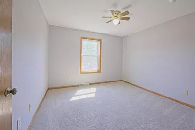 927 Lone Tree Lane, Prairie Du Sac, WI 53578 - Photo 18
