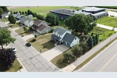 927 Lone Tree Lane, Prairie Du Sac, WI 53578 - Photo 42