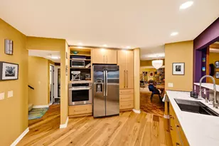 1853 Epworth Ct, Madison, WI 53705 - Photo 8