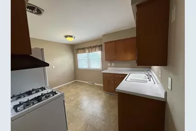 1117 N Grant Avenue, Janesville, WI 53548 - Photo 6