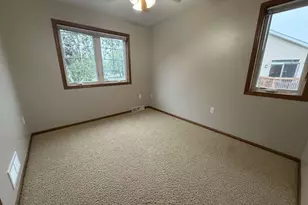 912 21st St, Prairie Du Sac, WI 53578 - Photo 12