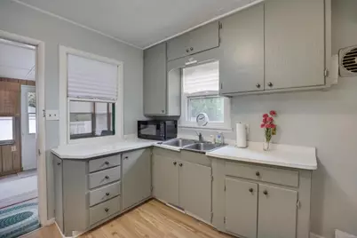 4700 Shaffer Avenue, Madison, WI 53716 - Photo 6