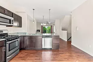 5637 Brendan Ave, Fitchburg, WI 53711 - Photo 6