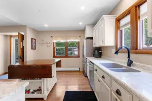 637 Butler St, De Pere, WI 54115 - Photo 8
