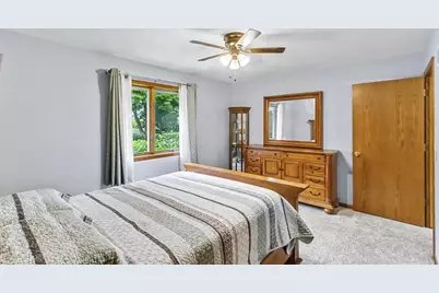 712 N Wuthering Hills Drive, Janesville, WI 53546 - Photo 14