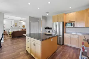 907 Cambridge Dr, Janesville, WI 53548 - Photo 8