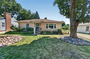 171 Jackson St, Sun Prairie, WI 53590 - Photo 1