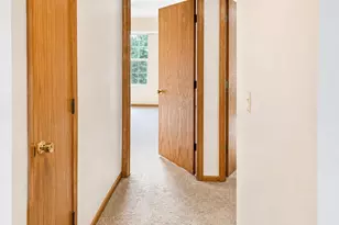 2548 Edgewood Dr, Beloit, WI 53511 - Photo 6