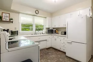 2530 Sunset Dr, Beloit, WI 53511 - Photo 22