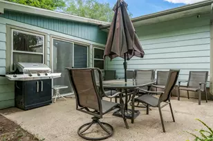 2530 Sunset Dr, Beloit, WI 53511 - Photo 12