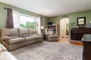 2530 Sunset Dr, Beloit, WI 53511 - Photo 18
