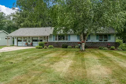 2530 Sunset Drive, Beloit, WI 53511 - Photo 2