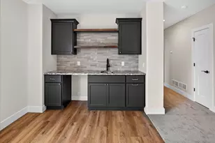 906 Travis Larson Ct, Waunakee, WI 53597 - Photo 34