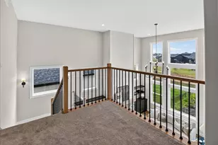 906 Travis Larson Ct, Waunakee, WI 53597 - Photo 32