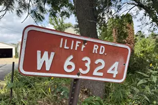 W6324 Iliff Rd, Monroe, WI 53566 - Photo 2