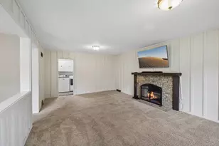 5318 Comanche Way, Madison, WI 53704 - Photo 22